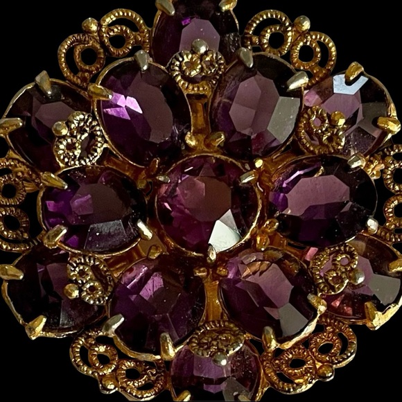 Vintage Goldtone Filigree Brooch With Dark Amethyst Crystal Stones - Picture 2 of 5
